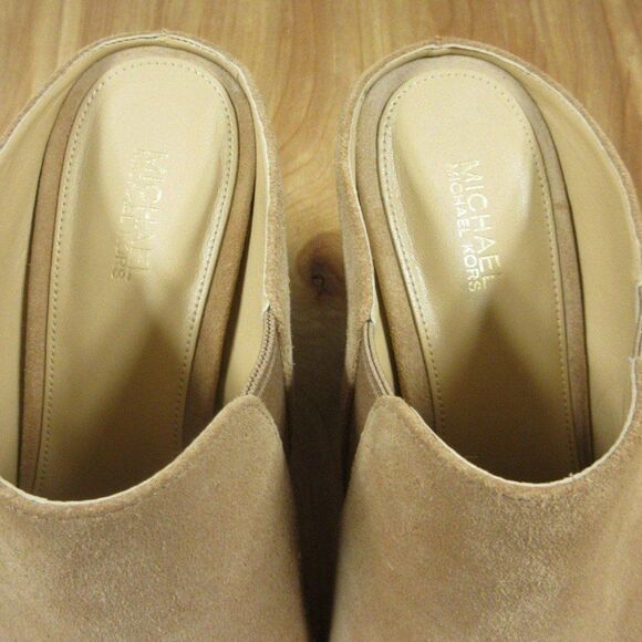 MICHAEL KORS Braden Closed Toe Mule Clog Shoes Womens Size 8.5 Cashew Suede NEW - Picture 4 of 12